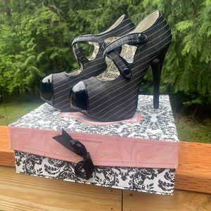 Bordello Teeze 2 Black Pat-Pinstripe Heels